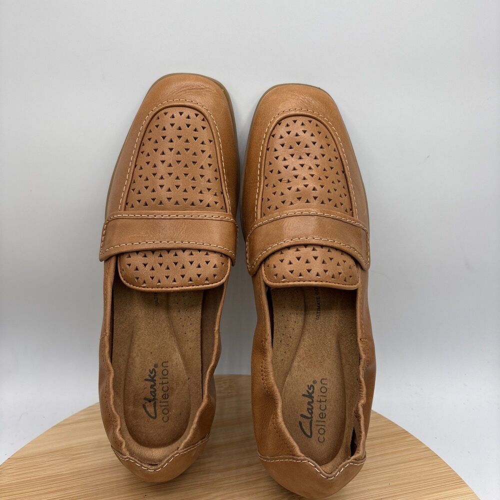 Clarks Lyrical Way Womens Cognac Leather Perforated Loafer Flat Shoe 8.5 - Picture 2 of 11